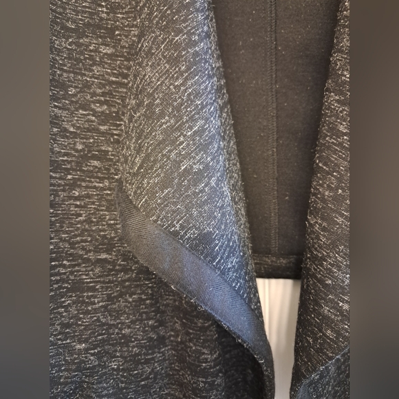 Functional hi-low Blazer - Picture 2 of 6